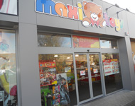 Façade du magasin de jouets Maxi-Toys à Mouscron